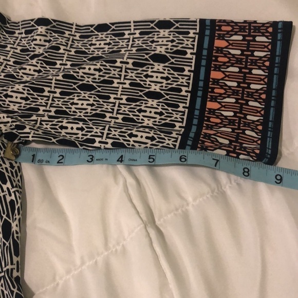 Max Studio printed dress with detailed design - Picture 5 of 8